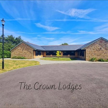 The Crown Lodges Deal Buitenkant foto